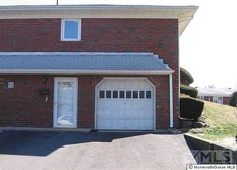 1st image of 429B Laurel Brook Dr