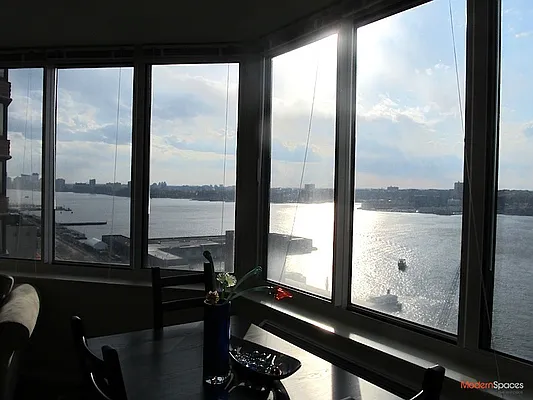 Rented by Modern Spaces | media 15