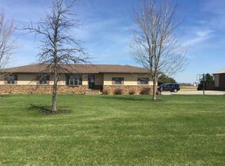 5500 Wright Brothers Blvd SW, Fairfax, IA 52228