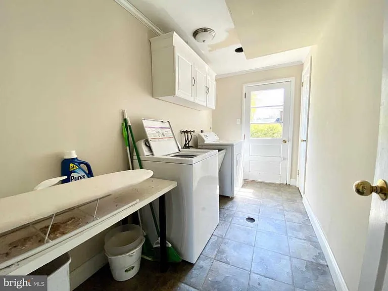 514 Ivydale Rd — Photo 24