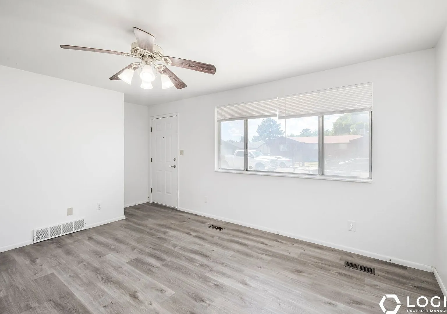 Updated 2 Bed Duplex in Orem — Photo 4