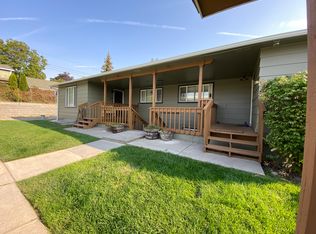 822 3rd St, Cheney, WA 99004