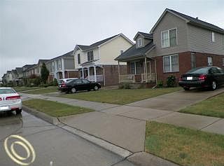 2nd image of 30473 Groveland St