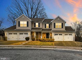 1955 Edington Pl, Lancaster, PA 17603