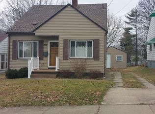 801 Lakewood Blvd, Akron, OH 44314