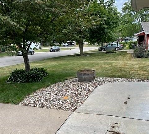 5th image of 52 Lawndale Ave
