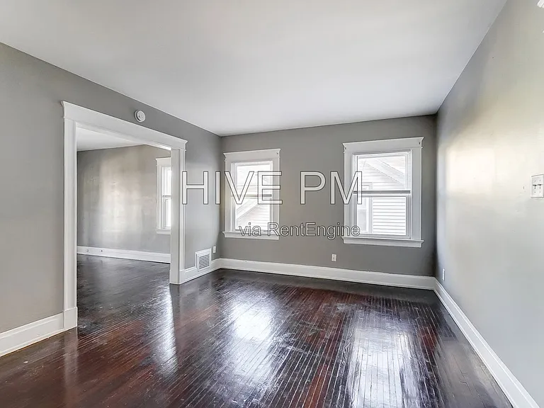 3636 Besuden Ct #2 — Photo 9