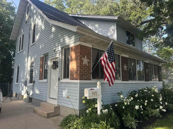 905 4th St, Brodhead, WI 53520