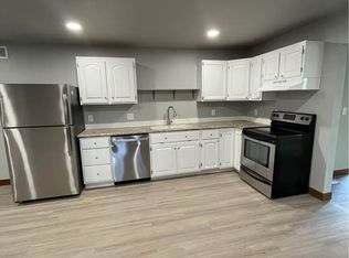 510 5th St #1, Jackson, MN 56143