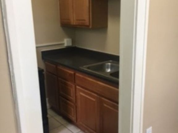 4th image of 116 3rd Ave N APT 202