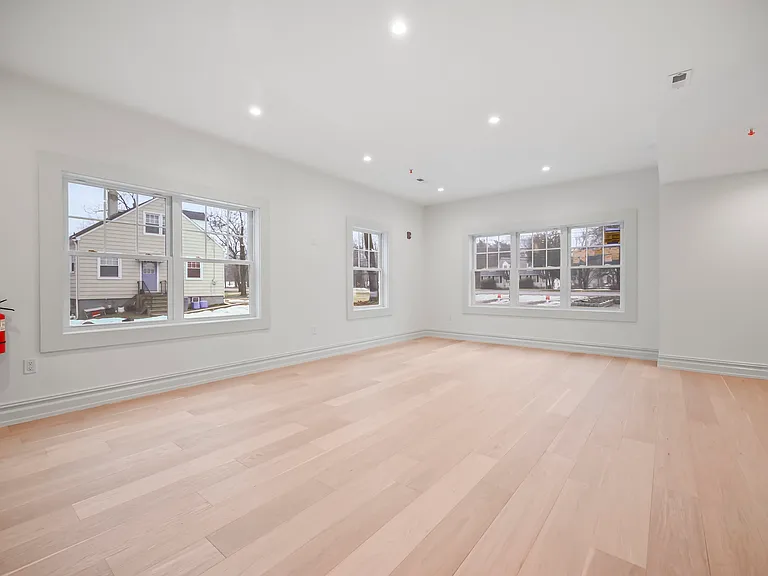 1209 Littleton Rd #B — Photo 4