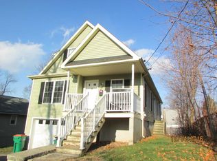 26 Union St, Beacon, NY 12508