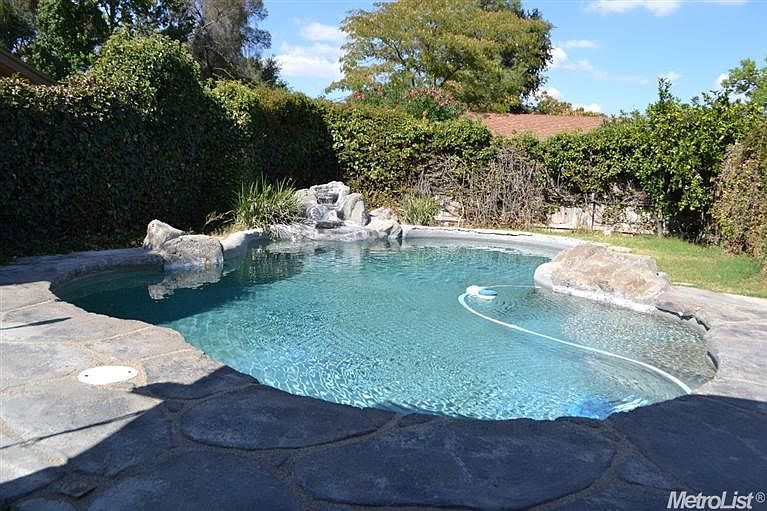 1st image of 6531 Bremen Dr