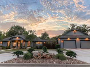 1614 S College St, Georgetown, TX 78626