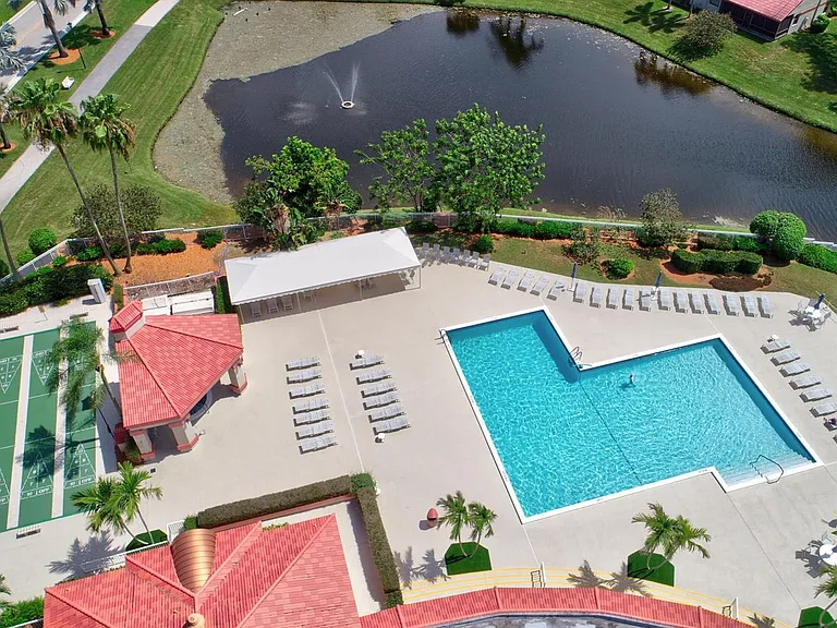 7657 Lexington Club Blvd — Photo 42