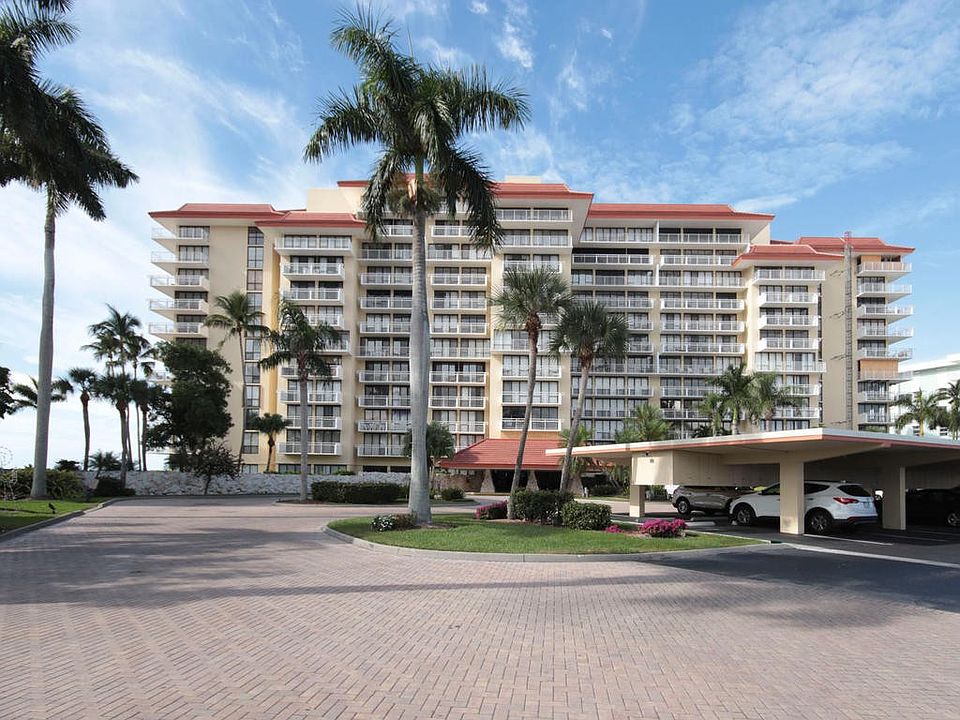 1st image of 180 Seaview Ct APT 402
