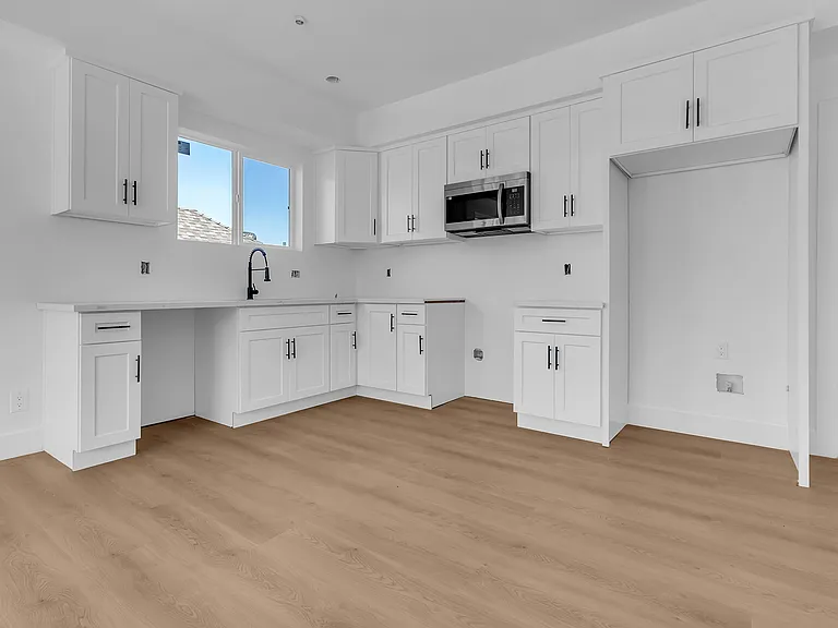 2821 Blanchard St #1 — Photo 5