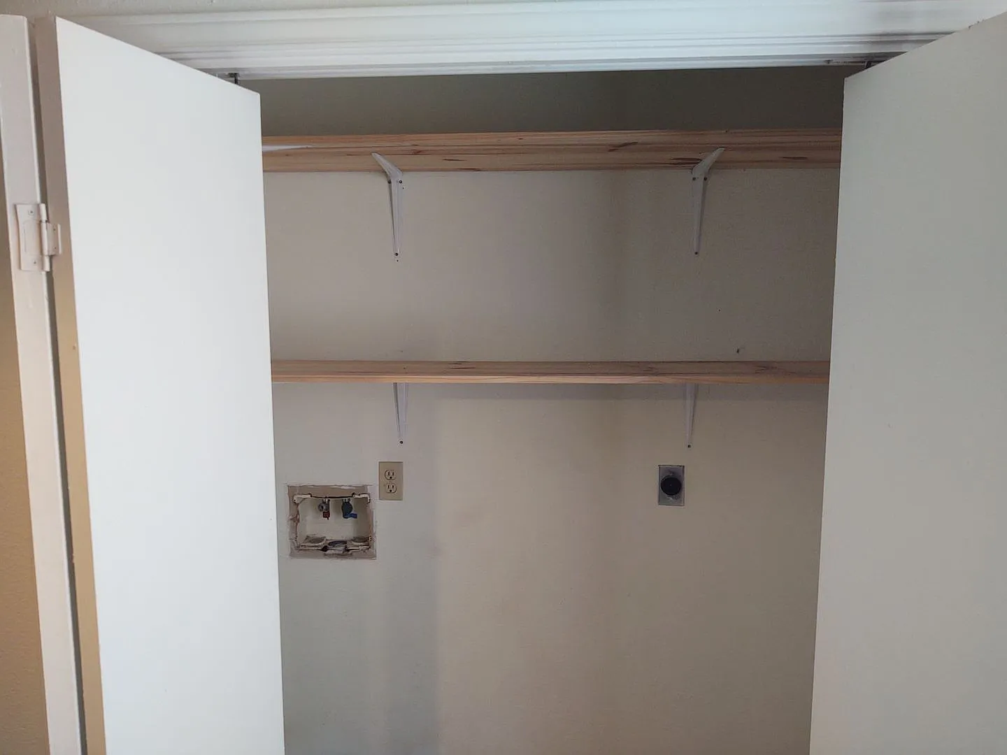 602 Bracewood Circle — Photo 2