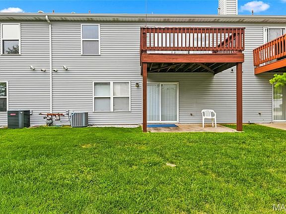 2nd image of 3034 Crown Dr #D