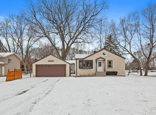 7413 W River Rd, Brooklyn Park, MN 55444