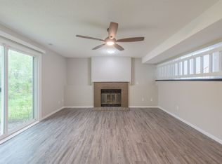 1385 Knoll Dr, Shoreview, MN 55126