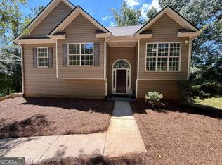 25 Birch Ridge Ct, Newnan, GA 30265