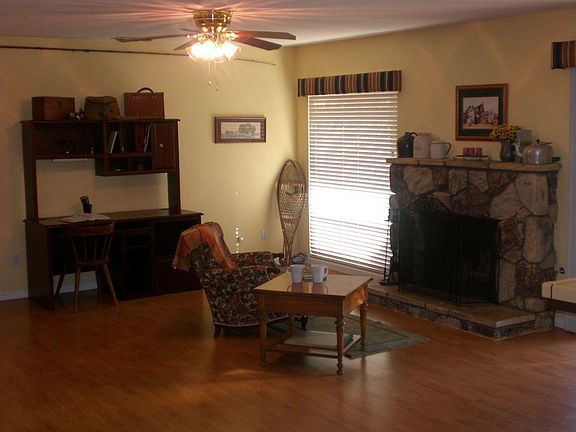 Family/Great Room with Fireplace w/gas Starter