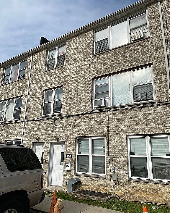 1st image of 22-82 Jaydee Ct