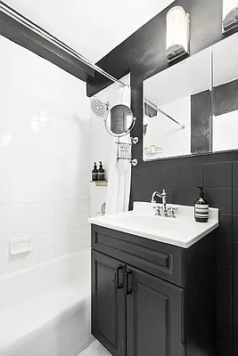 Sold by Corcoran | media 6