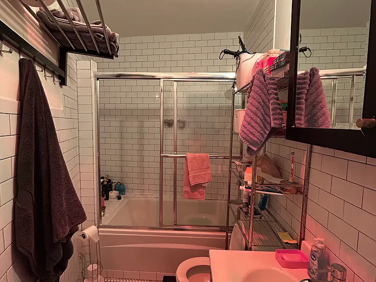 29 Spencer Pl #3R — Photo 5