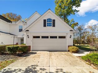 1986 W Reserve Cir, Avon, OH 44011