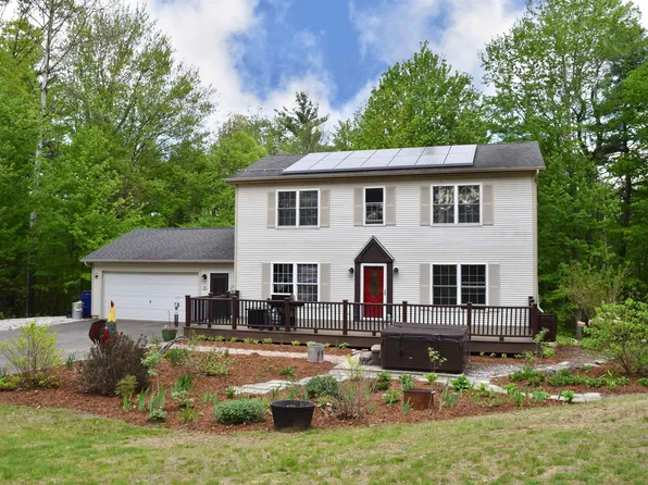 25 Pinnacle Drive, Milton, VT 05468