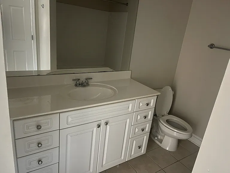 Unit Bathroom