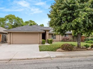 1464 Fallbrook Ave, Clovis, CA 93611