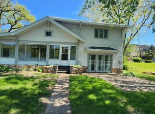 6200 Park Ridge Rd, Loves Park, IL 61111