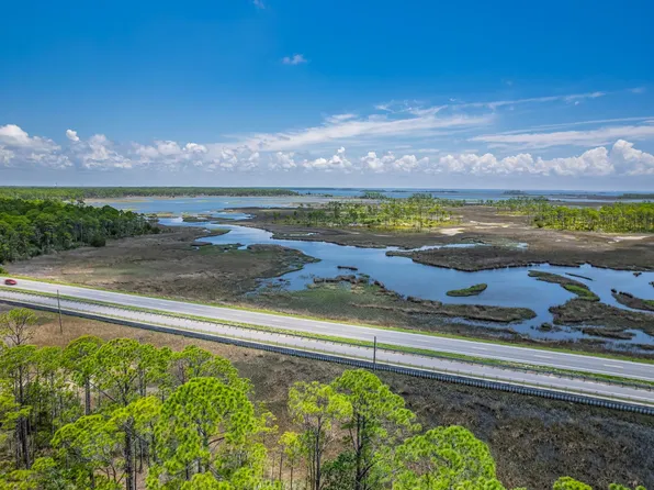 Cessna Ln, Panacea, FL 32346