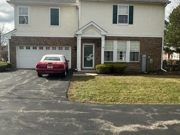 1450 Millbrook Dr, Algonquin, IL 60102