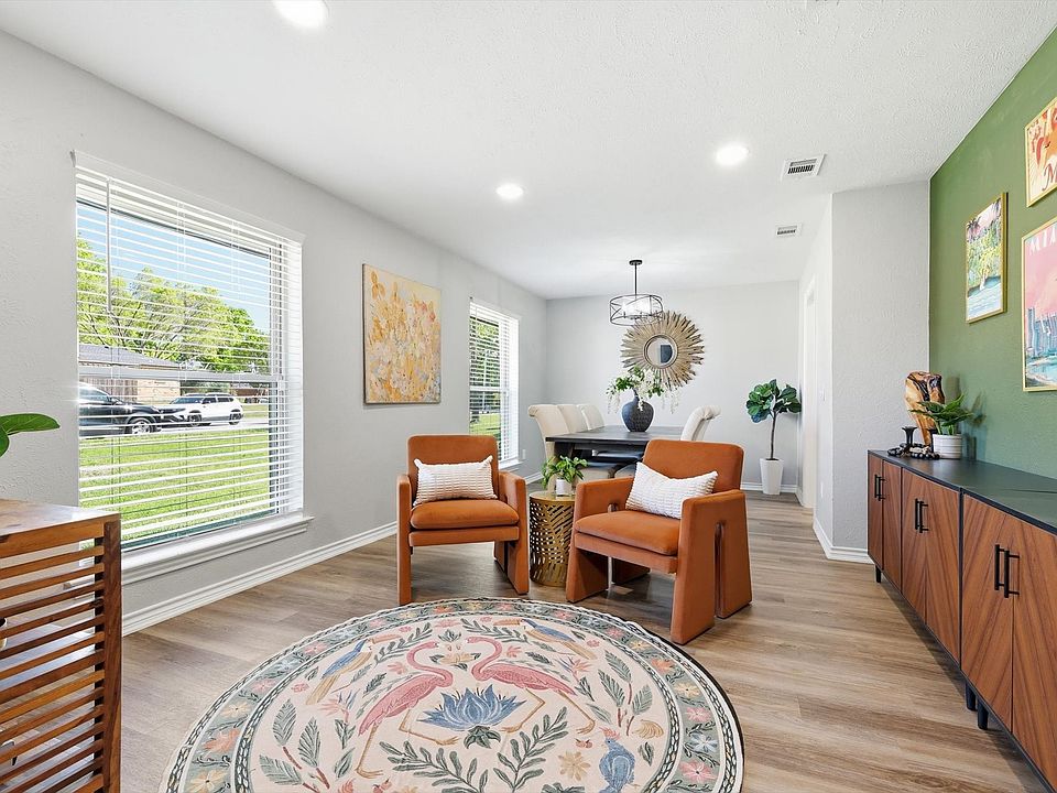 1st image of 1112 Lopo Rd
