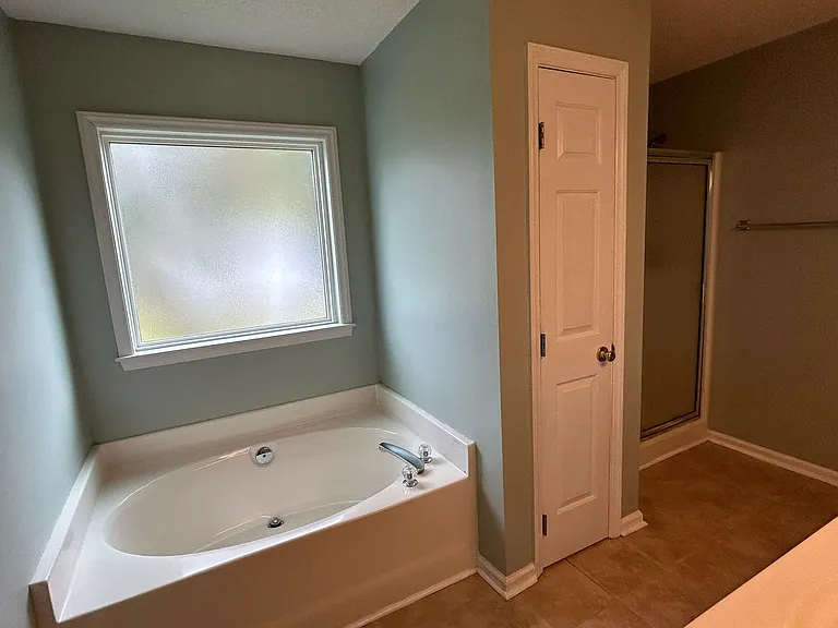 1300 Woodburn Ct — Photo 17