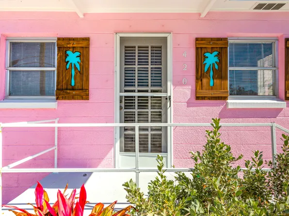 420 Grant St, Dunedin, FL 34698