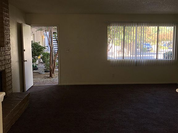 4th image of 4801 Appleblossom Dr APT B