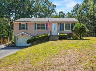 60 Old County Rd, Plaistow, NH 03865