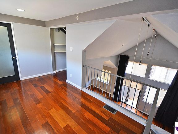 2nd image of 1118 E Palmer Ave APT 212