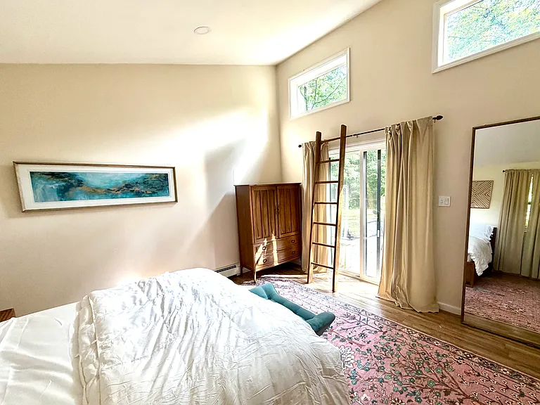 Woodland Dr — Photo 17