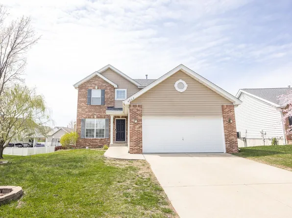 6935 Conner Pointe Dr, Fairview Heights, IL 62208