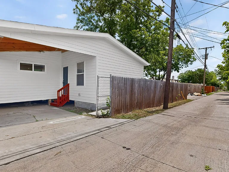 1305 NW 14th St #A — Photo 3
