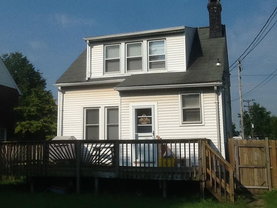 2nd image of 115 N Dundalk Ave