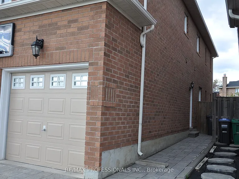 4889 Potomac Ct #BASEMENT — Photo 1