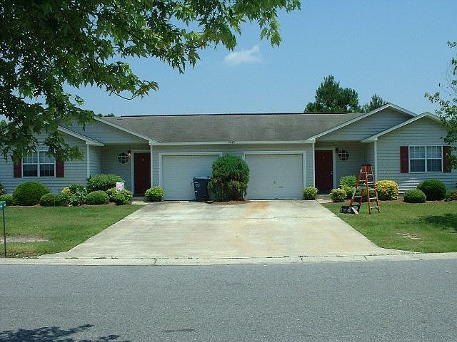 1st image of 1645A Hollow Dr