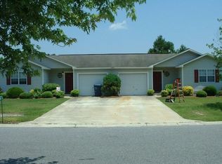 1645A Hollow Dr, Greenville, NC 27858